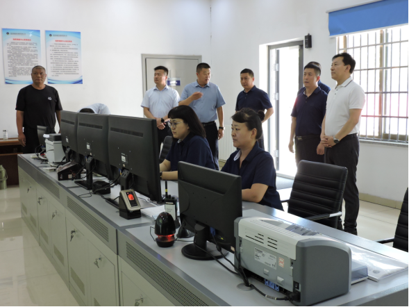 濟寧市保安服務(wù)有限公司到集團公司考察交流421.png